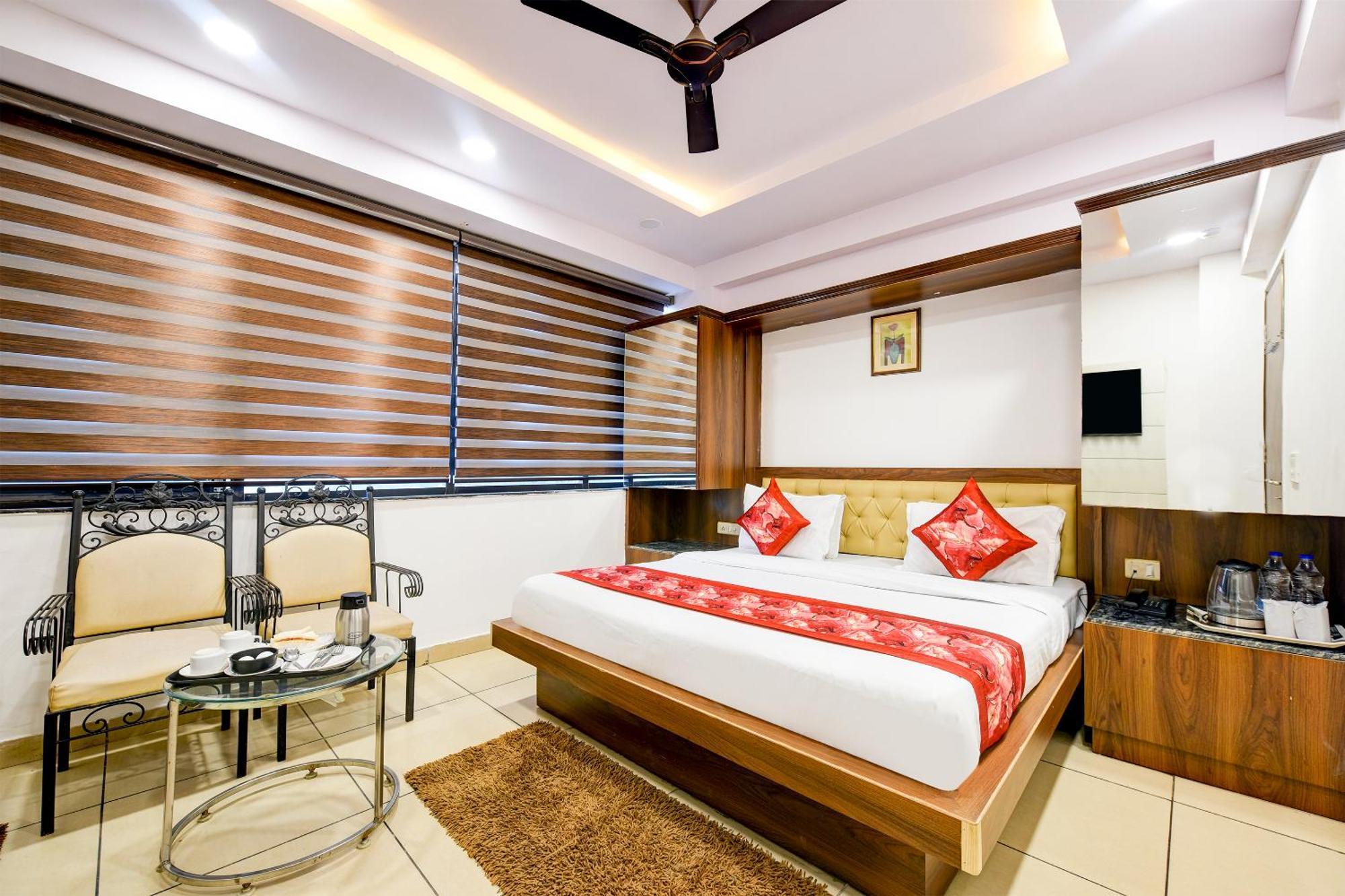 Hotel Le Grand - Walk-In From Rk Ashram Metro Station Nova Deli Exterior foto