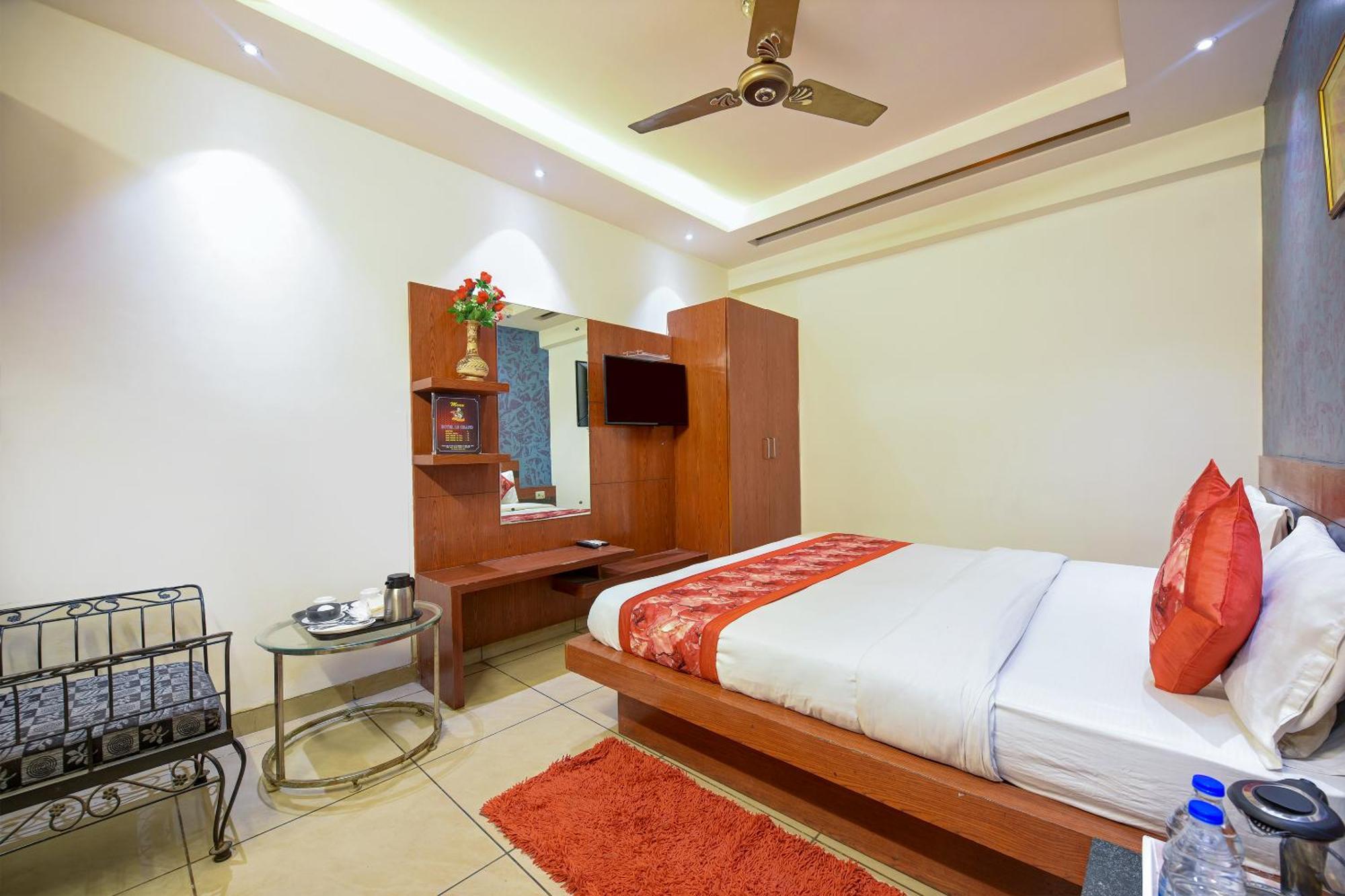 Hotel Le Grand - Walk-In From Rk Ashram Metro Station Nova Deli Exterior foto